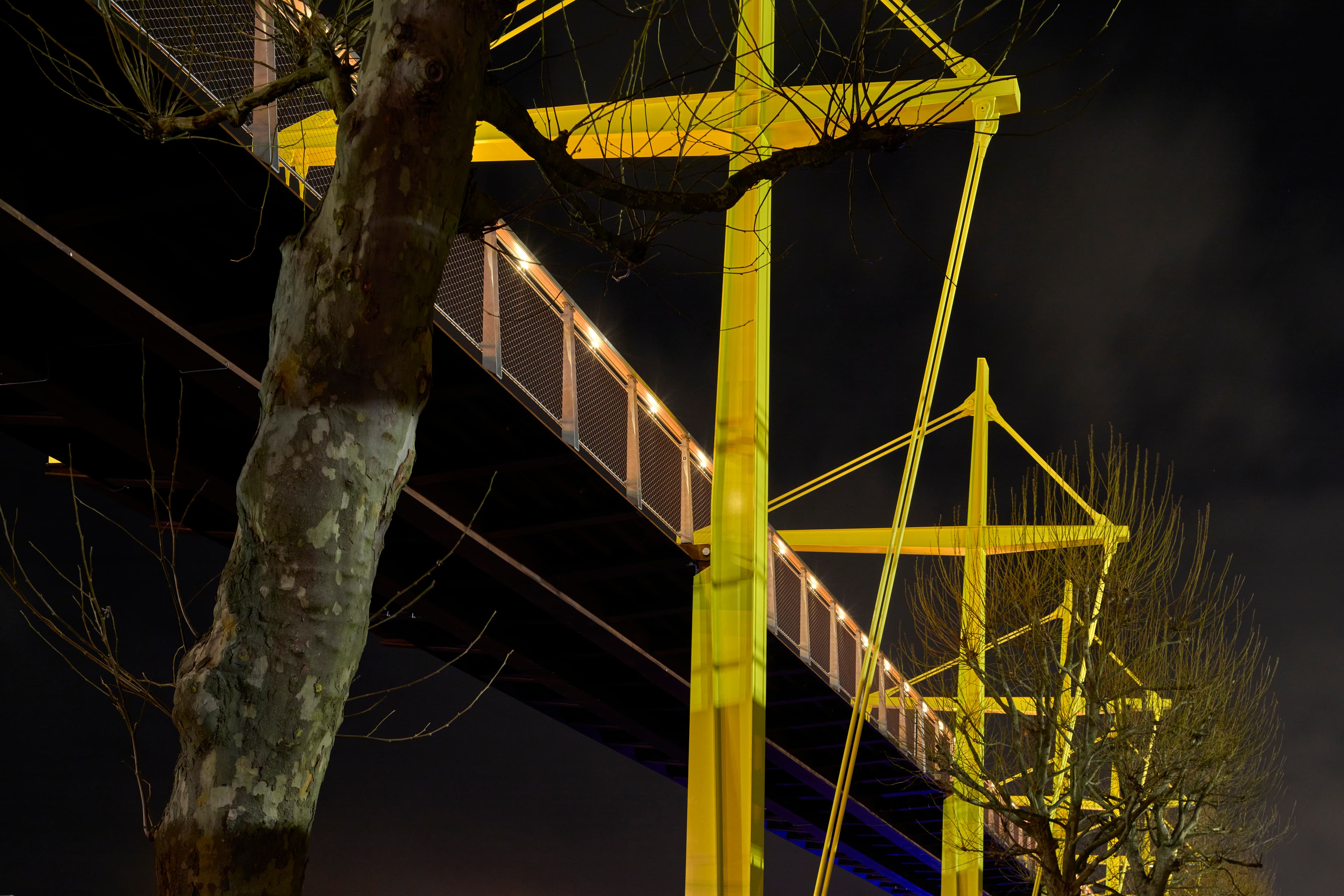 pont jaune
